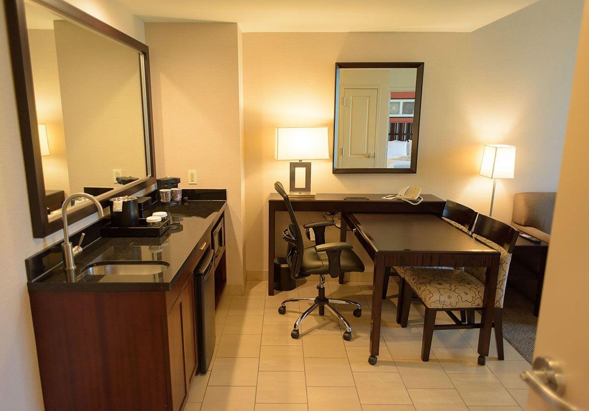 Embassy Suites Ontario - Airport Eksteriør billede