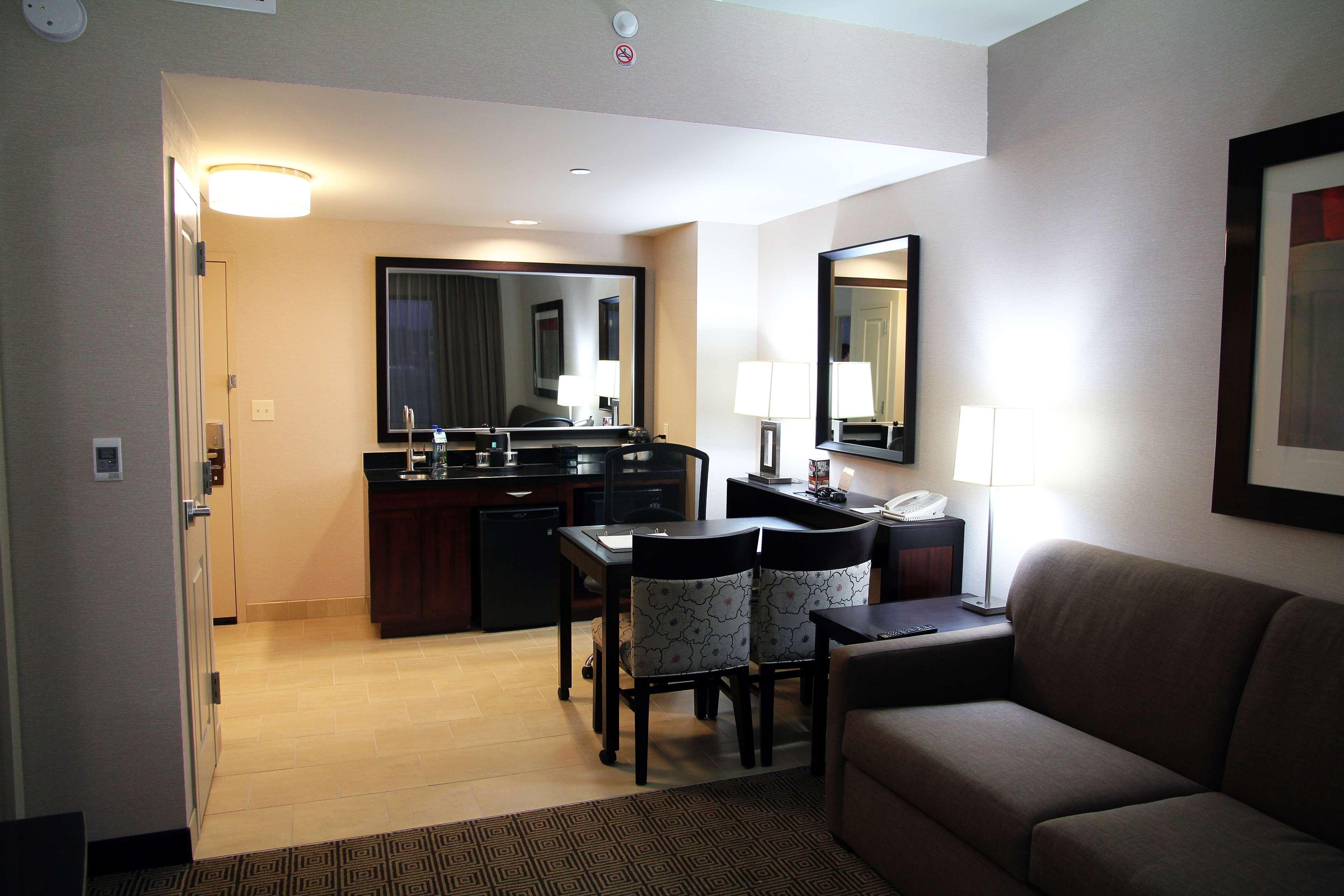 Embassy Suites Ontario - Airport Værelse billede