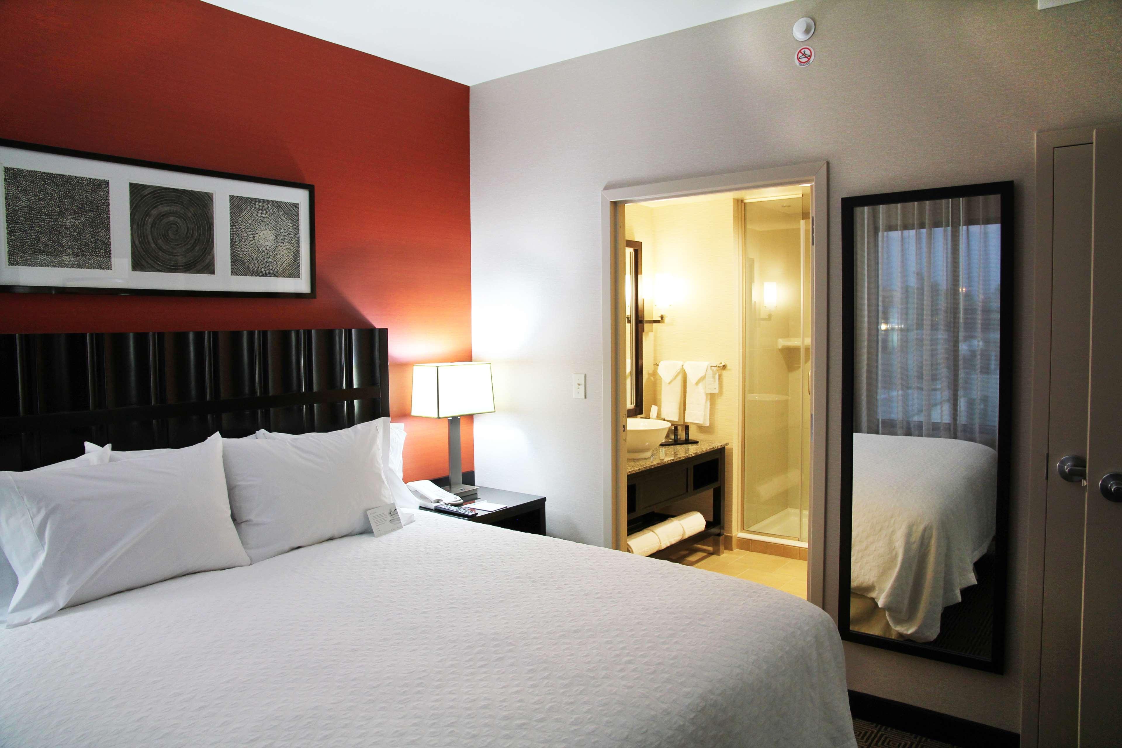 Embassy Suites Ontario - Airport Værelse billede