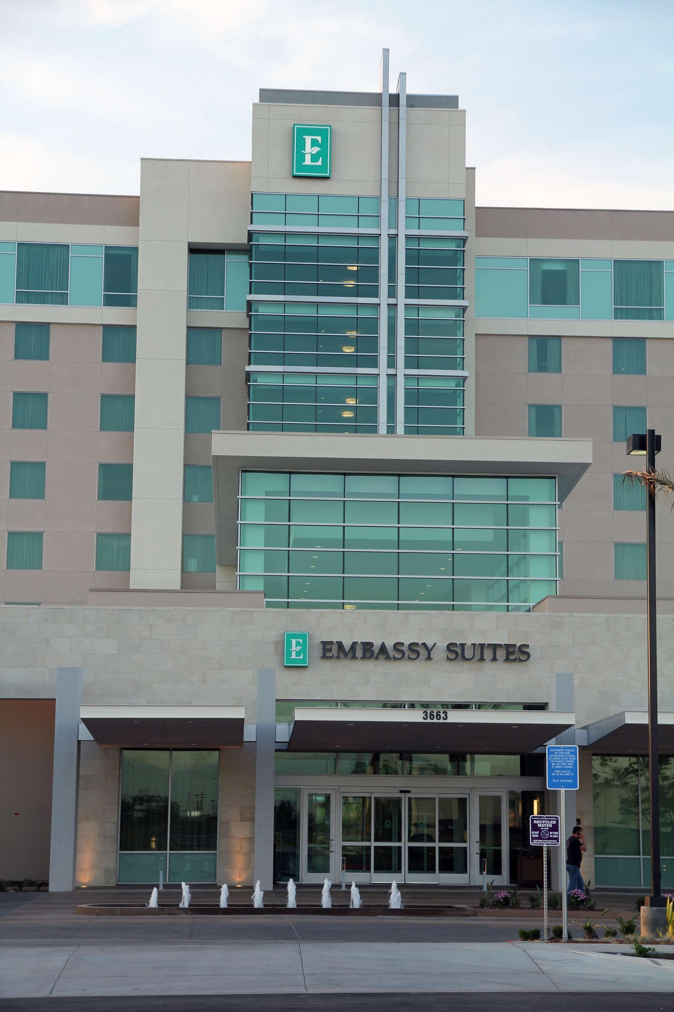 Embassy Suites Ontario - Airport Eksteriør billede
